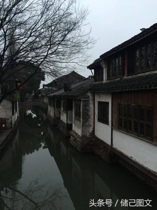 乌克兰毁了，加沙毁了，半岛临战，美欧输惨，谁能崛起成赢家？